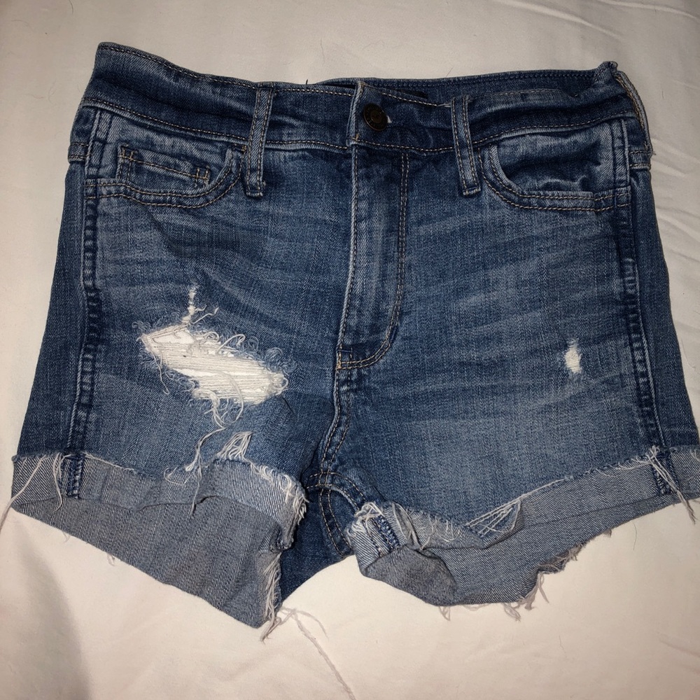 Denim shorts with patches